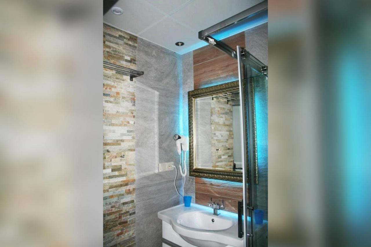 Royal Blue Przy Samym Morzu Plazy Apartment Primorsko Exterior photo
